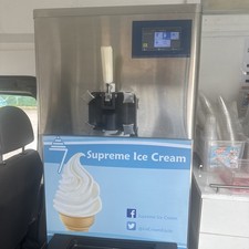 Supreme Ice Cream Machine ~
